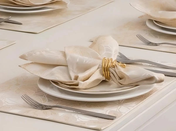 Khăn ăn (napkin) gấm