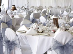Áo Ghế Trơn Và Áo Ghế Họa Tiết - Sự Lựa Chọn Nào Hoàn Hảo?