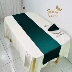 Khăn Trải Bàn Table Runner – Sang Trọng, Tinh Tế