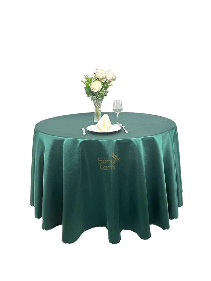 Tìm hiểu về khăn trải bàn Polyester là gì?