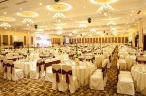 04 Lỗi Thường Gặp Khi Chọn Áo Ghế Nhà Hàng Tiệc Cưới