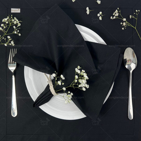 Giặt tay đúng cách chất liệu linen sẽ giúp khăn luôn giữ vẻ đẹp chỉnh chu, tinh tế.