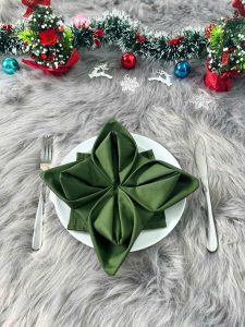 Vì sao nên chú trọng sự đồng nhất của khăn ăn bàn tiệc?