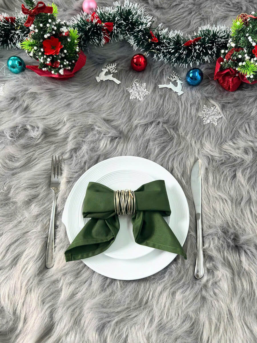 Mẫu khăn ăn chủ đề Giáng Sinh hoạt tiết đơn giản, truyền thống