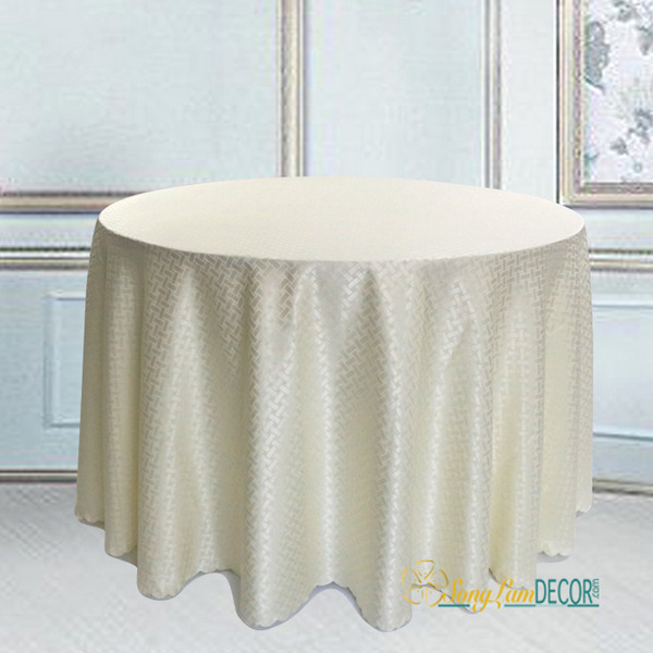 Vải polyester giúp bạn tiết kiệm thời gian giặt ủi hơn nhiều so với vải cotton