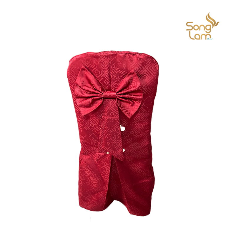 Vải gấm là loại vải có độ bền tốt nhất cho áo ghế nhà hàng