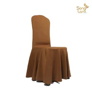 Áo ghế nhà hàng dễ bị bung chỉ do sử dụng thường xuyên, ma sát nhiều và tác động từ quá trình vệ sinh, di chuyển.