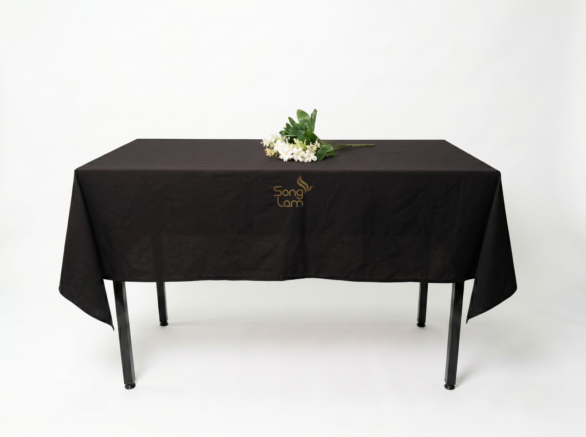 BLACK (01)