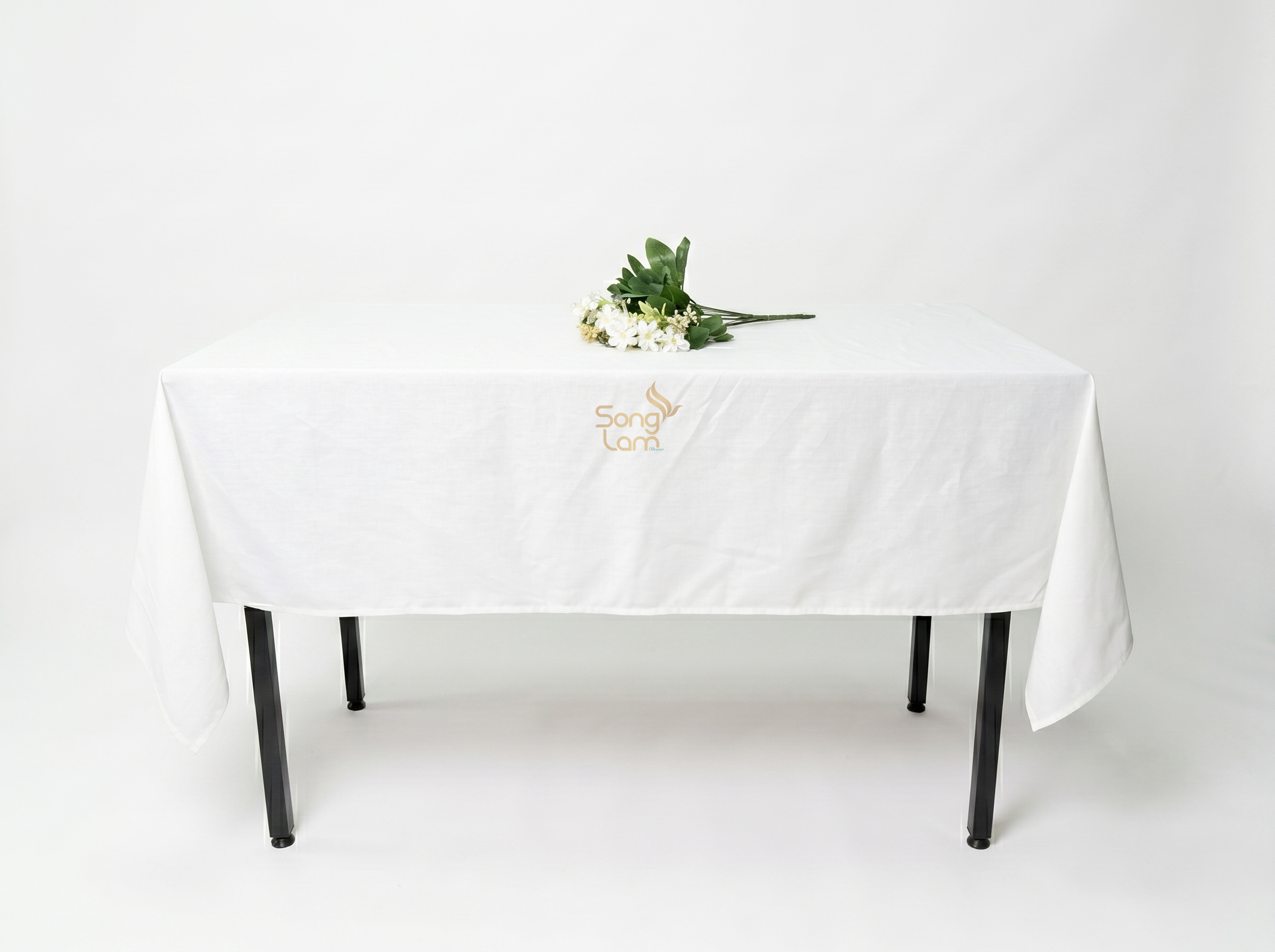 WHITE (04)