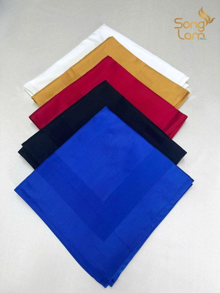 Lựa chọn màu sắc hài hòa với không gian nội thất